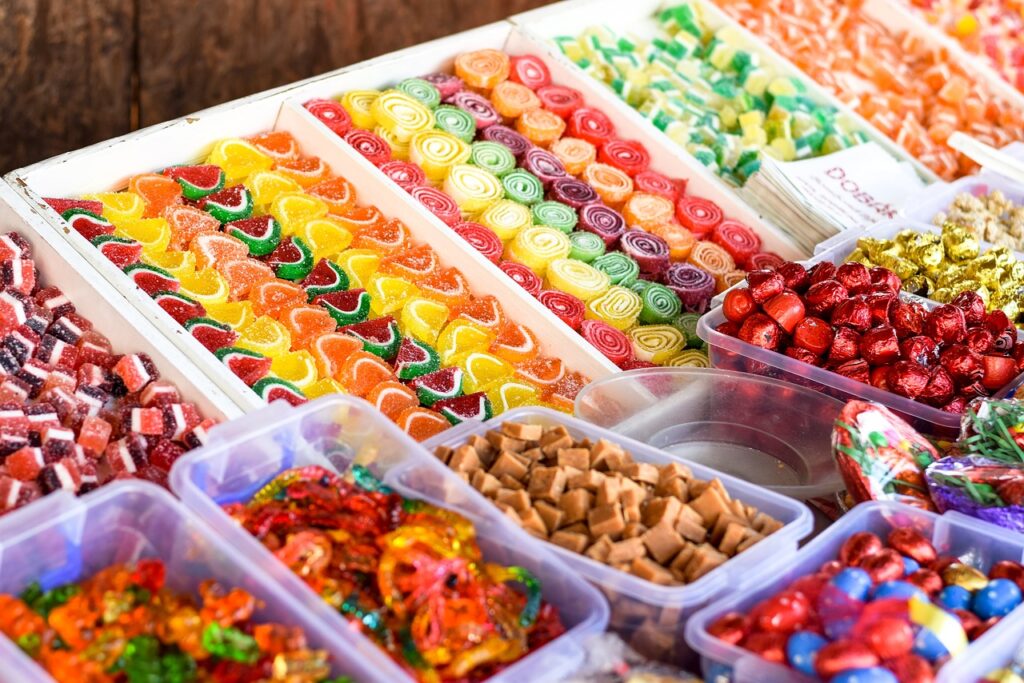 colorful, candies, sweets-1284475.jpg