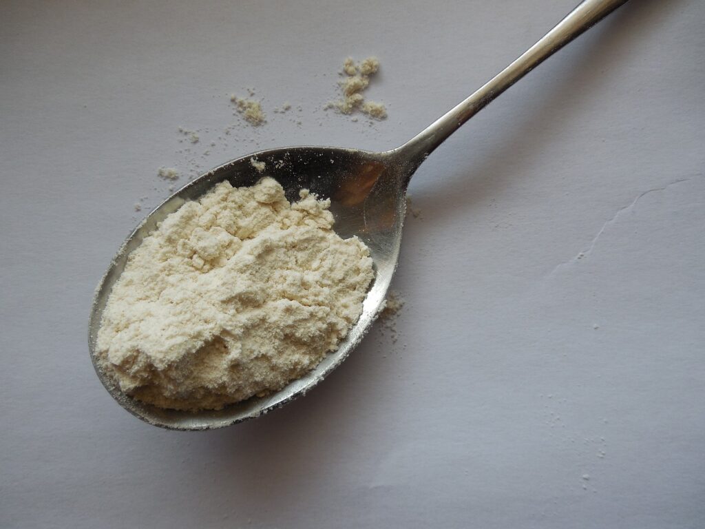 flour, spoon, spoonful-186568.jpg