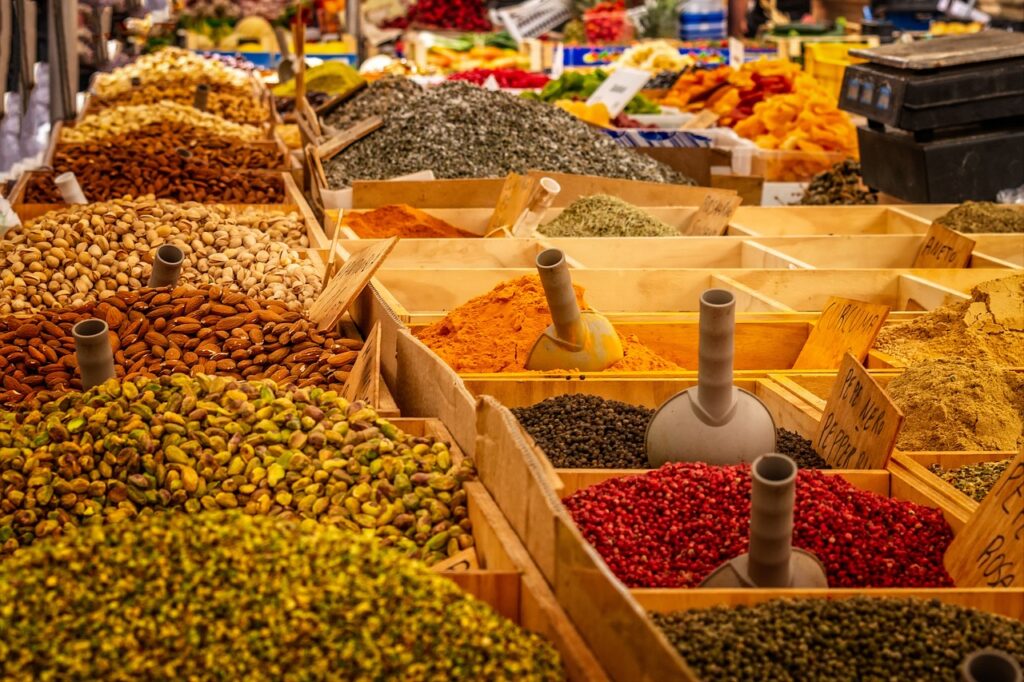 market, stand, spices-3466906.jpg