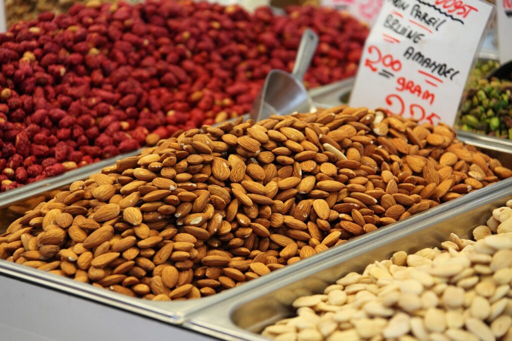 almonds, nuts, market-21502.jpg