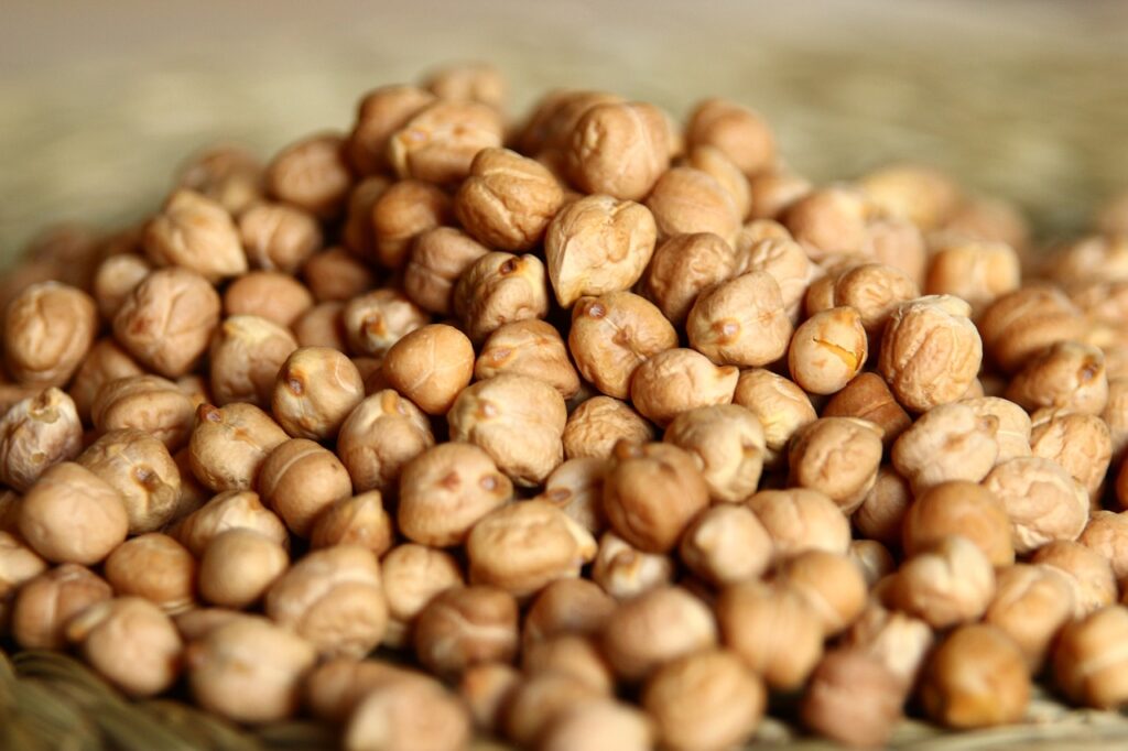 chickpeas, ceci, food-3663027.jpg