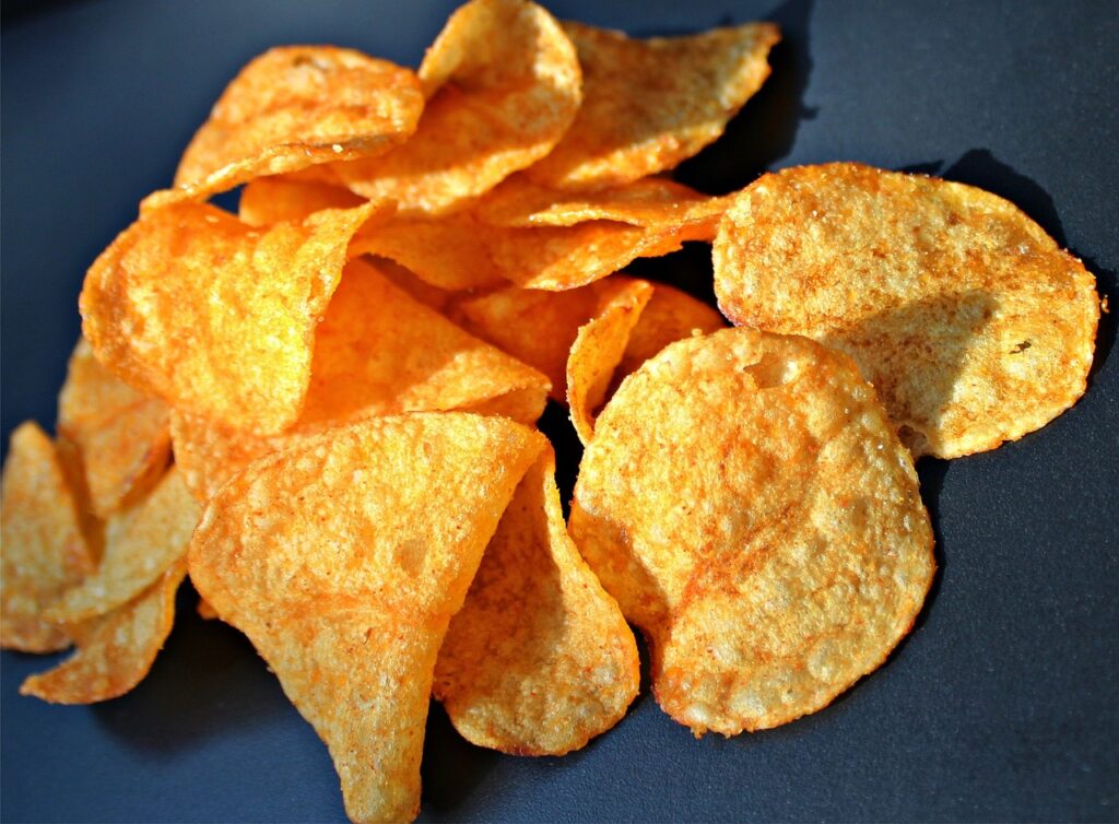 crisps, potato chips, snack